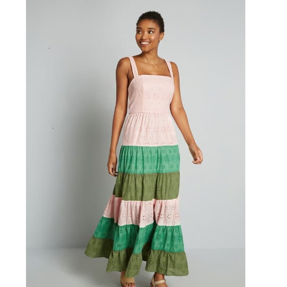 Hutch / ModCloth Blocked in Eyelet Tiered Maxi Dress Size 4 NWT